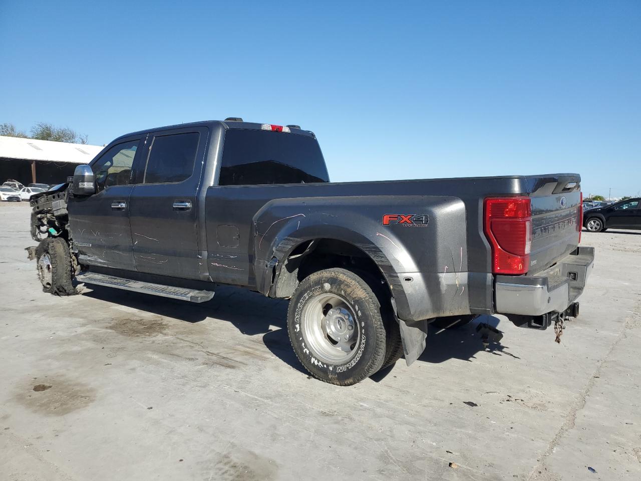 2020 Ford F350 - Image 2