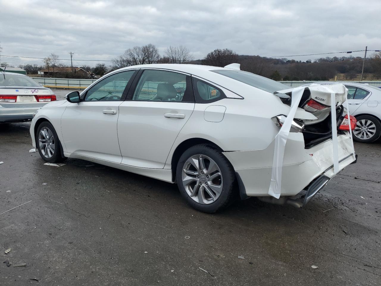 VIN 1HGCV1F10JA170652 2018 HONDA ACCORD no.2