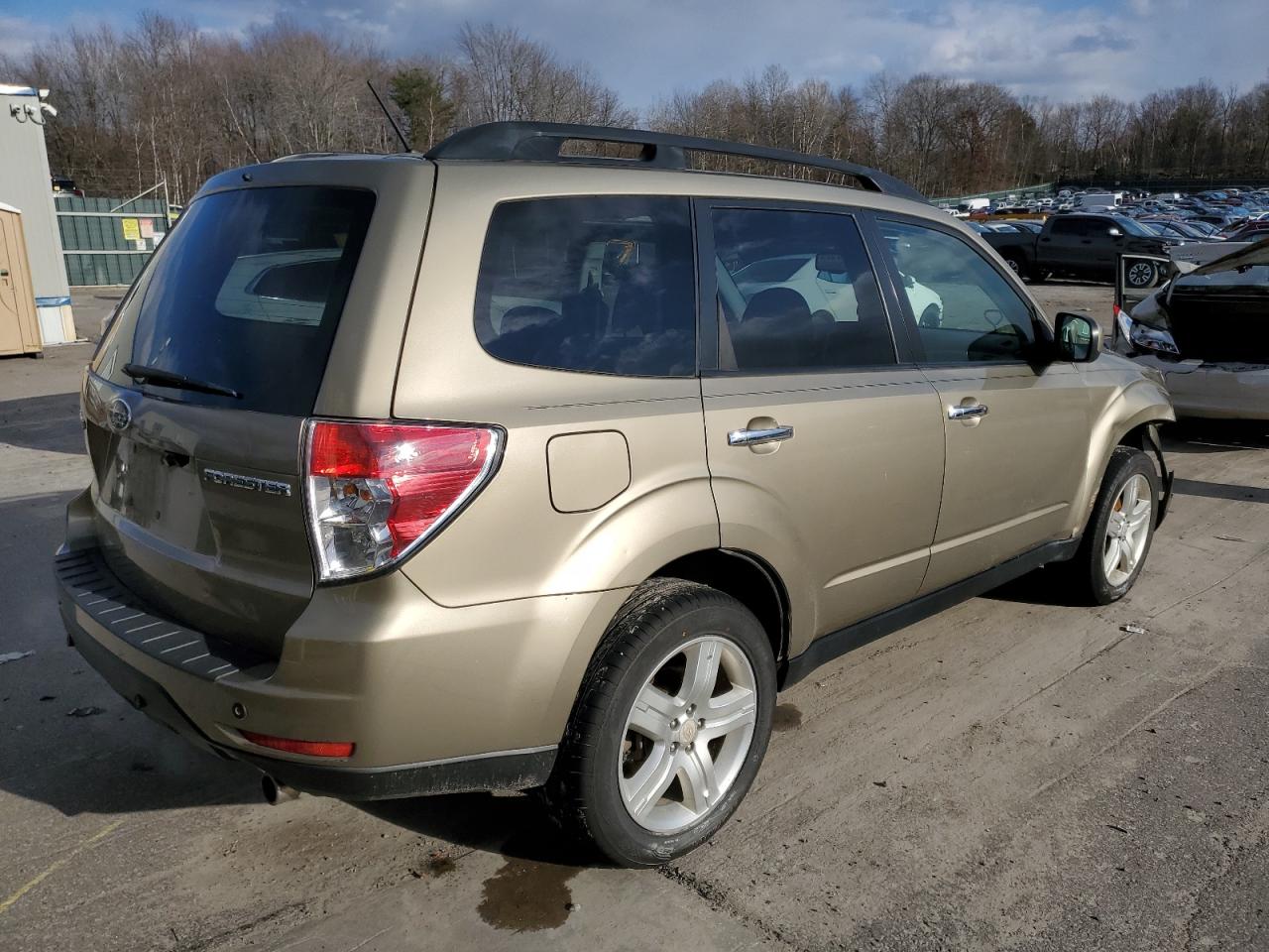 2009 Subaru Forester - Image 3