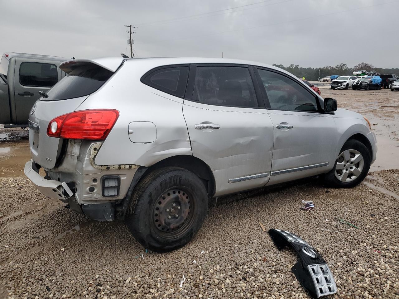 2011 Nissan Rogue - Image 3