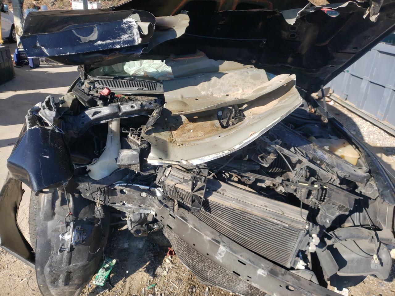 2016 Dodge Challenger - Image 12