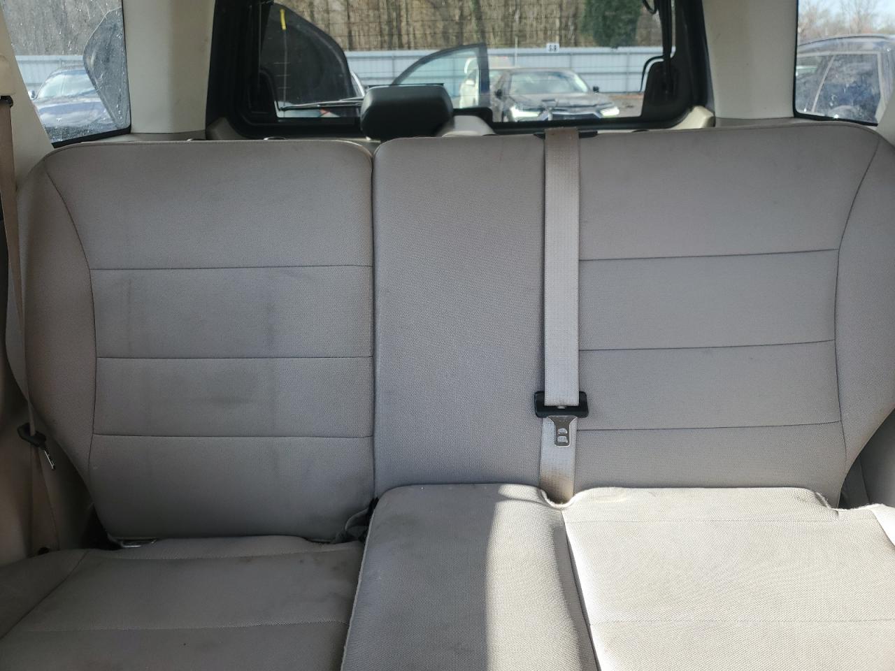 2011 Ford Escape - Image 10