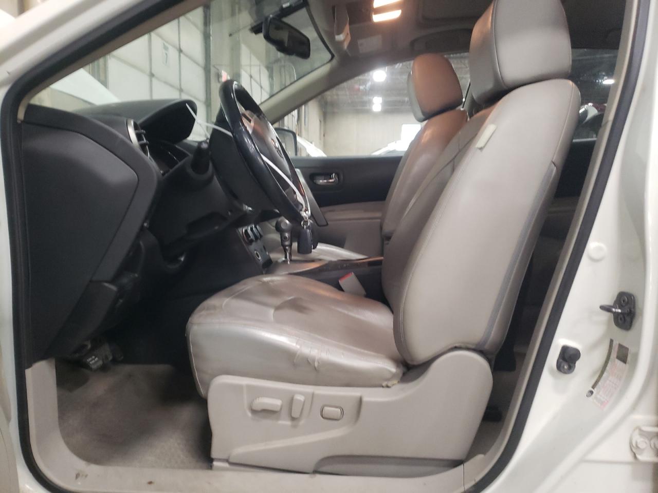 2013 Nissan Rogue - Image 7