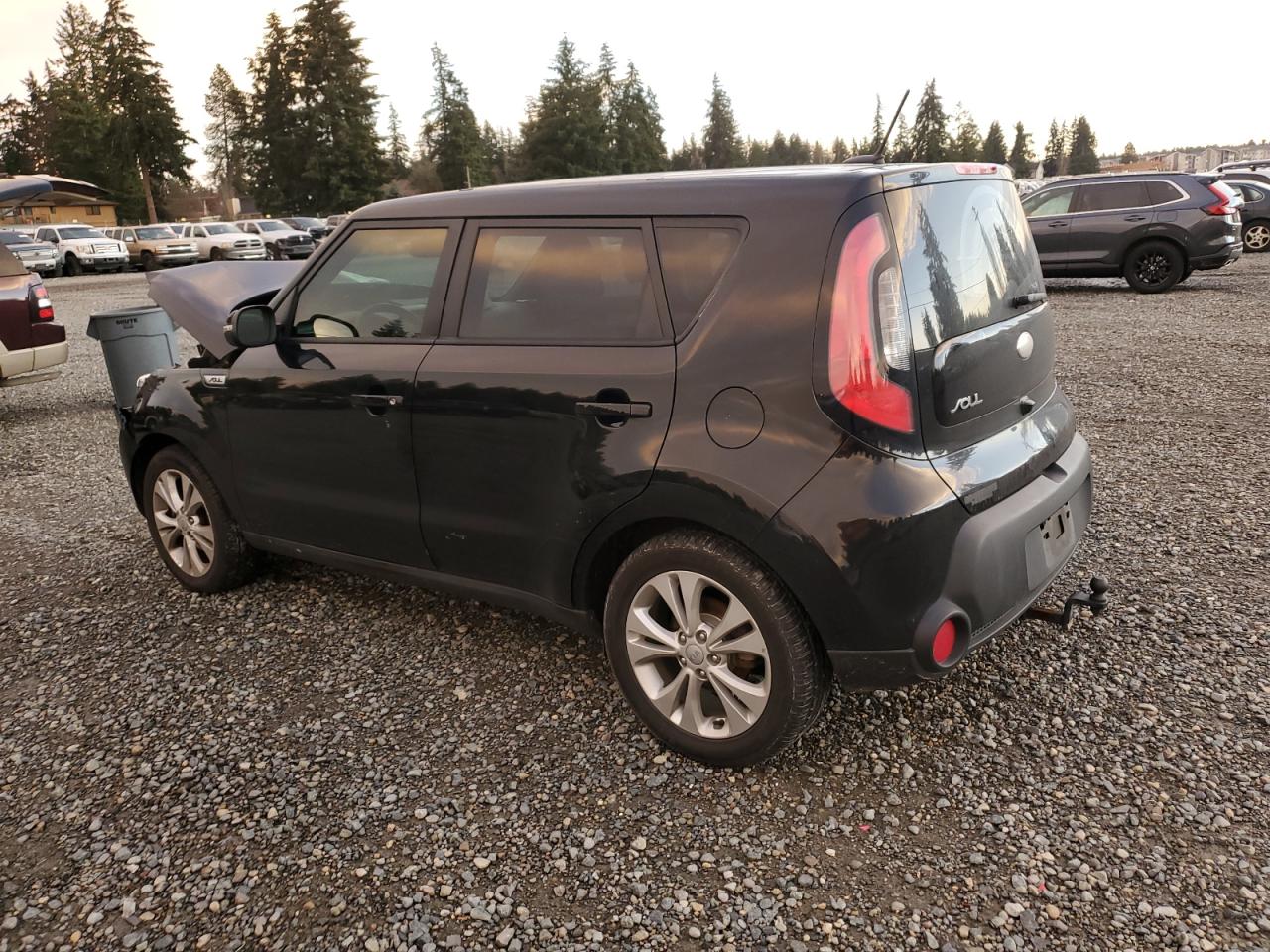 VIN KNDJP3A58E7063969 2014 KIA SOUL no.2