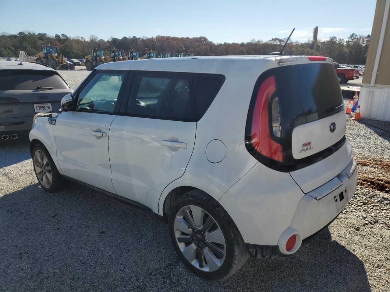 VIN KNDJX3A58E7027103 2014 KIA SOUL no.2