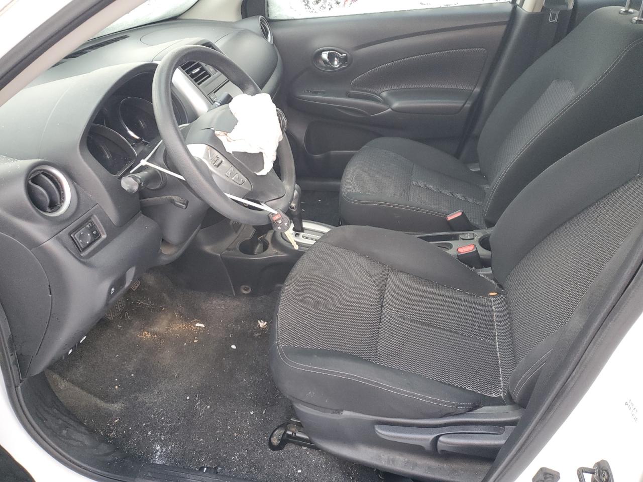 2019 Nissan Versa - Image 7