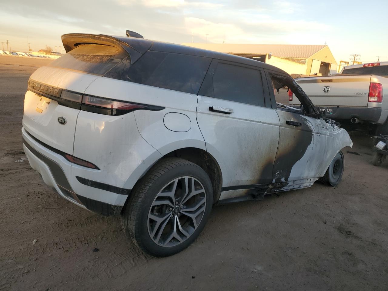 2020 Land Rover Range Rover - Image 3