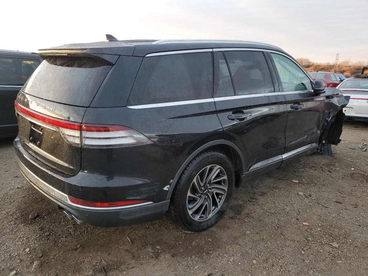 VIN 5LM5J6XC2MGL03552 2021 LINCOLN AVIATOR no.3