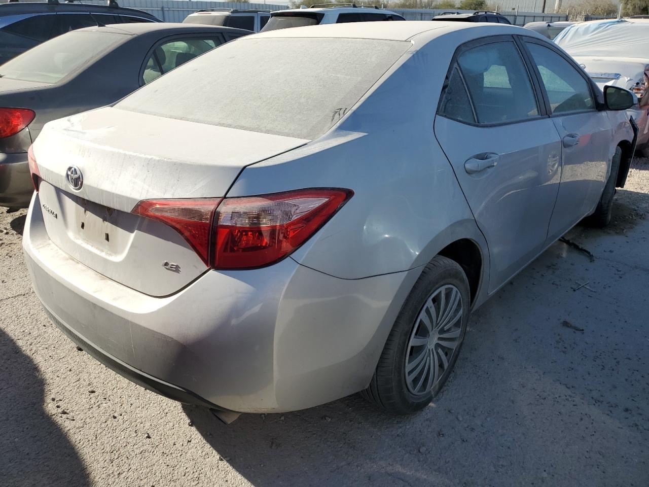 VIN 2T1BURHE7HC906150 2017 TOYOTA COROLLA no.3