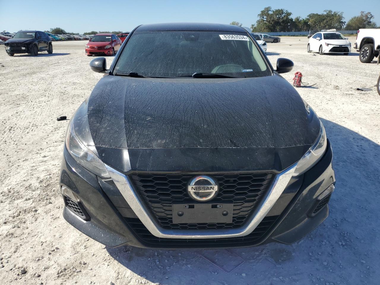 2021 Nissan Altima - Image 5