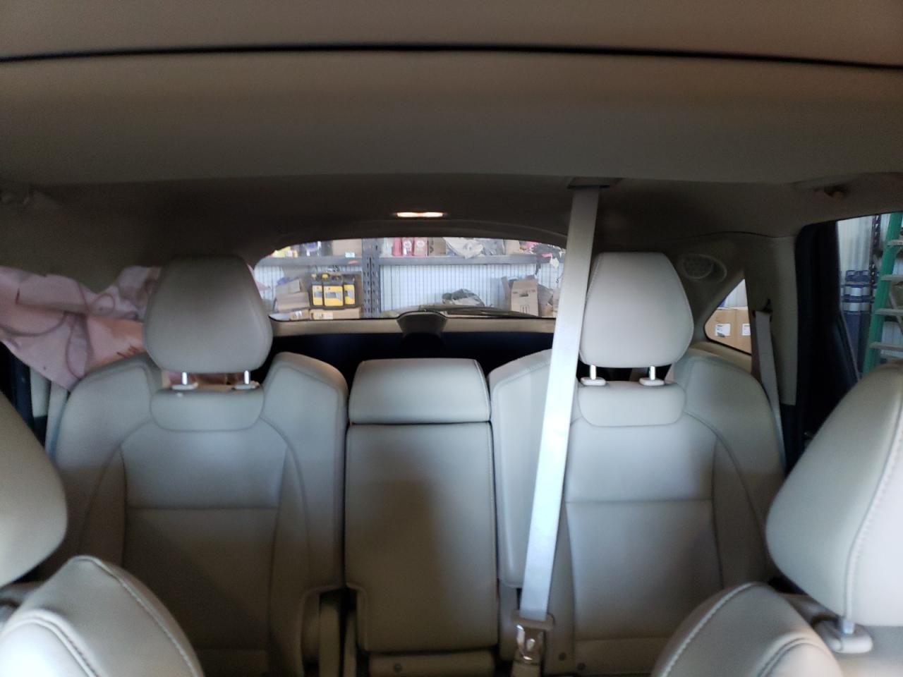 2017 Acura MDX - Image 10