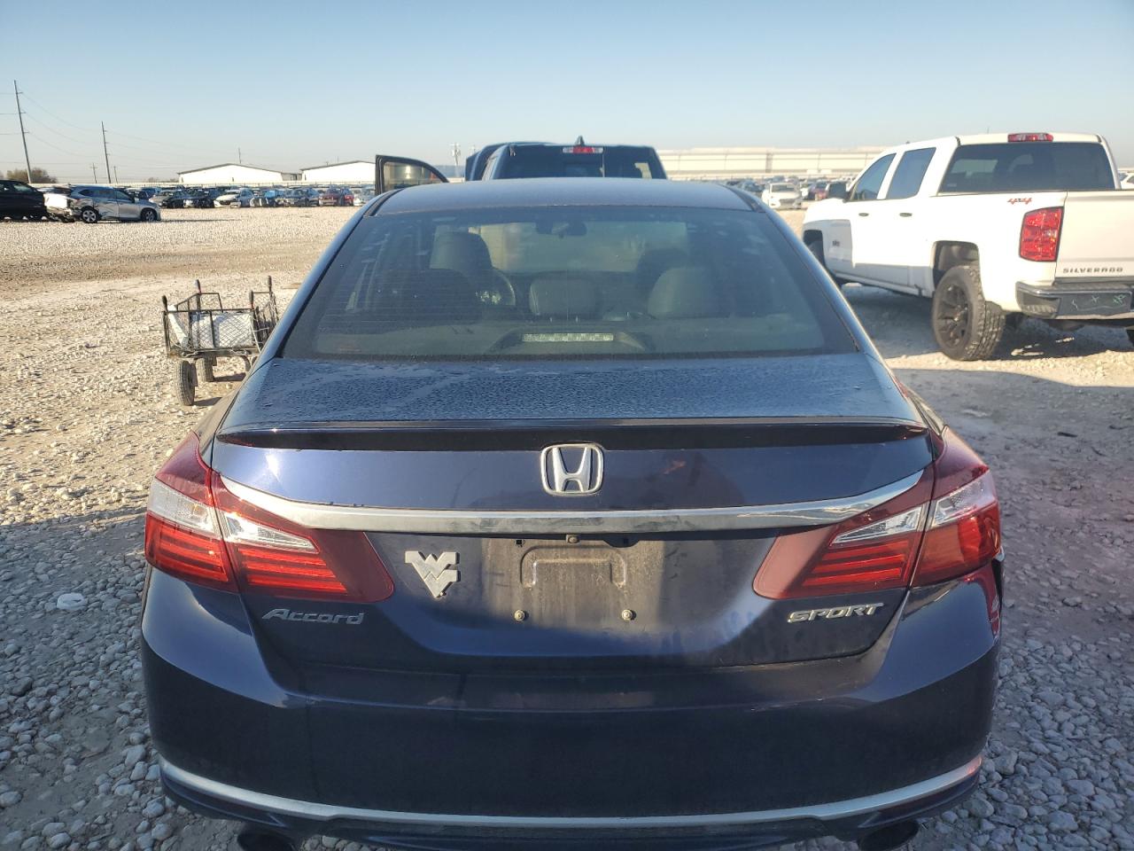 VIN 1HGCR2F54GA046390 2016 HONDA ACCORD no.6