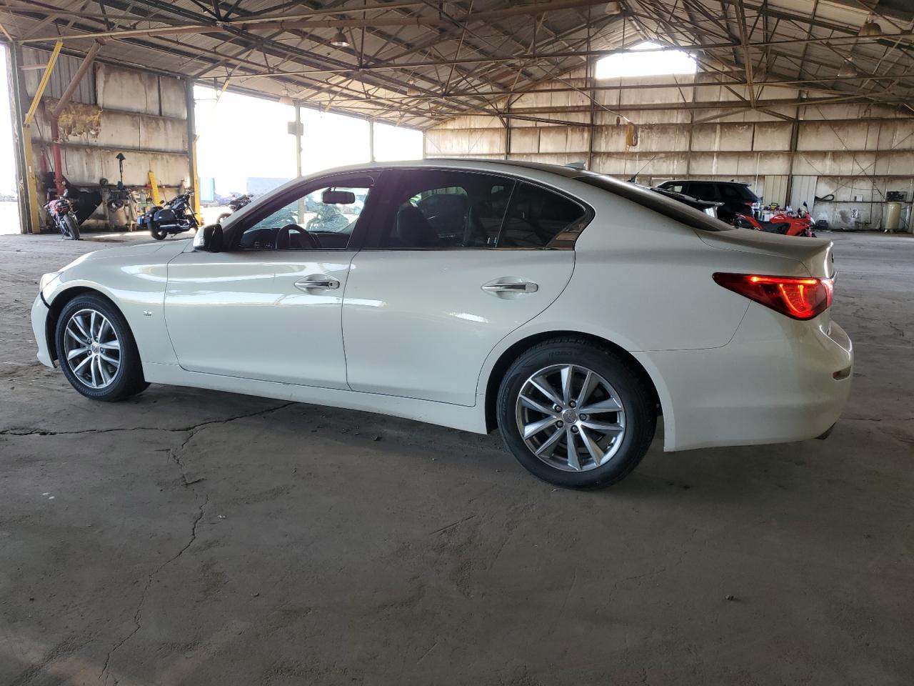 VIN JN1BV7AP6FM342362 2015 INFINITI Q50 no.2