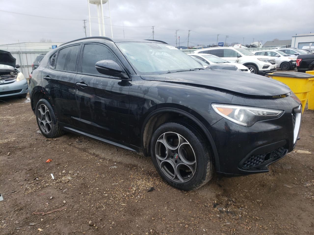 2018 Alfa Romeo Stelvio - Image 4