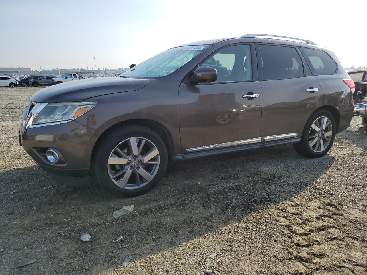 2015 Nissan Pathfinder - Image 1