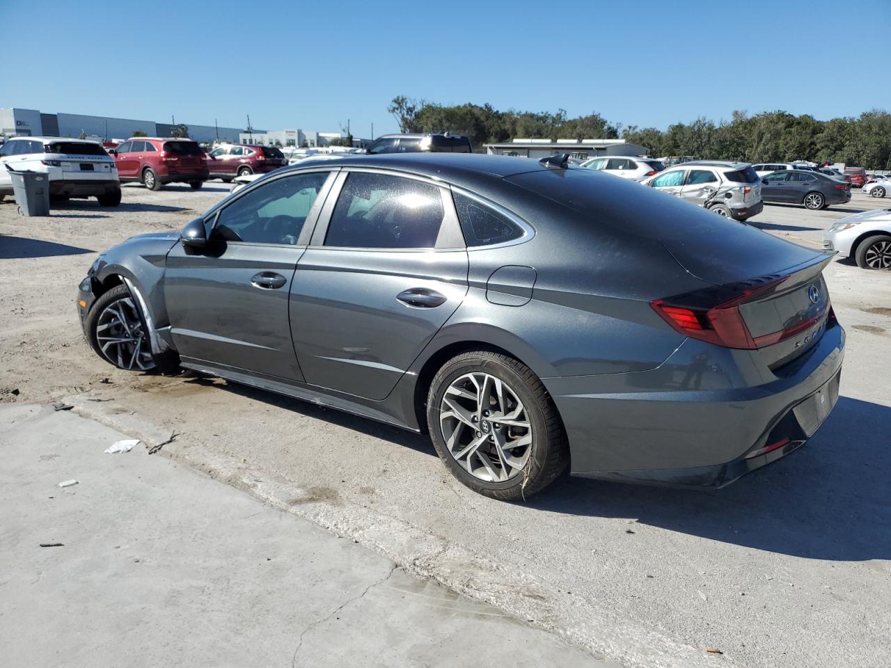2022 Hyundai Sonata - Image 2