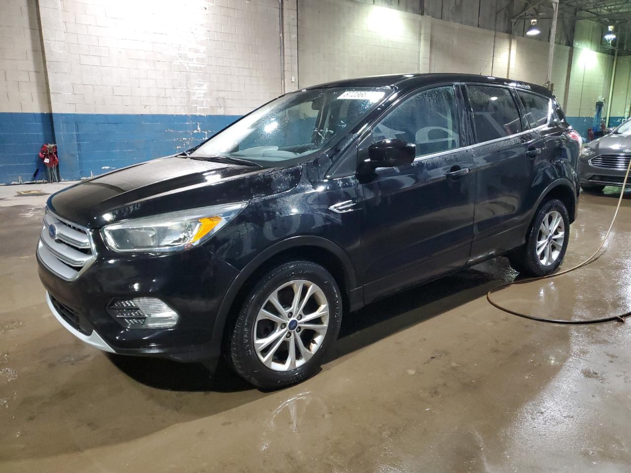 1FMCU9GD1HUA03746 2017 FORD ESCAPE - Image 1