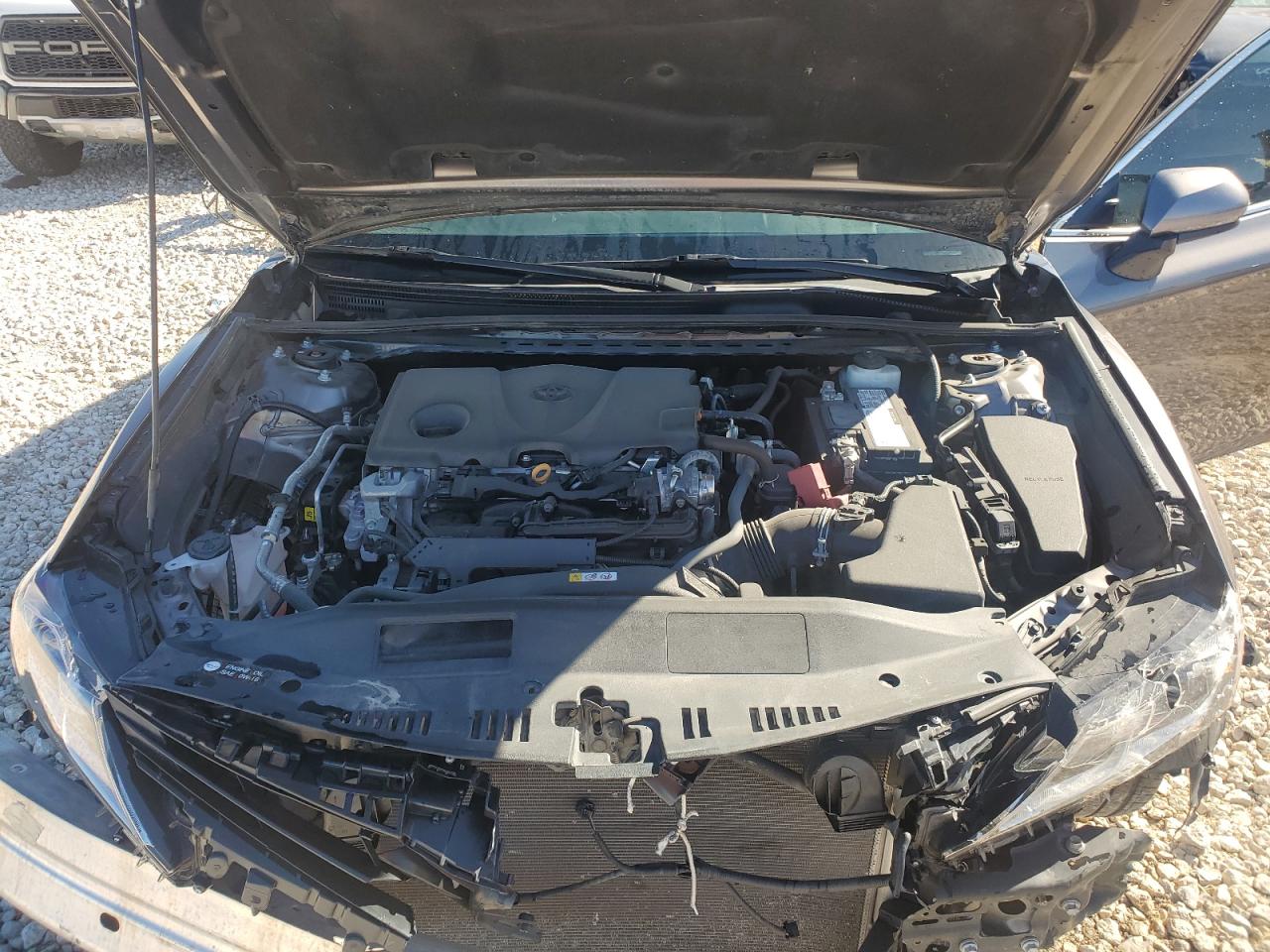 2021 Toyota Camry - Image 11