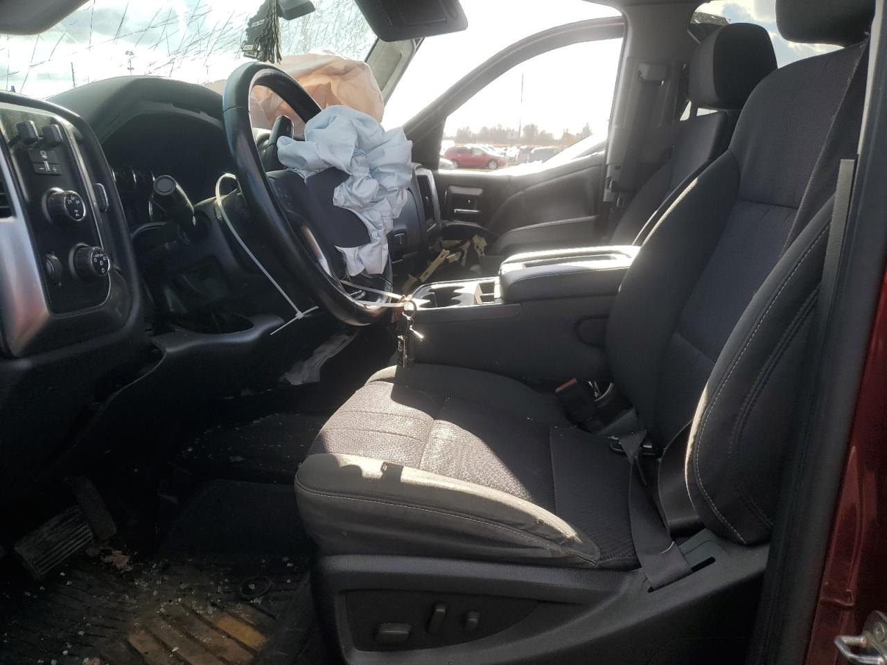 2015 Chevrolet Silverado - Image 7