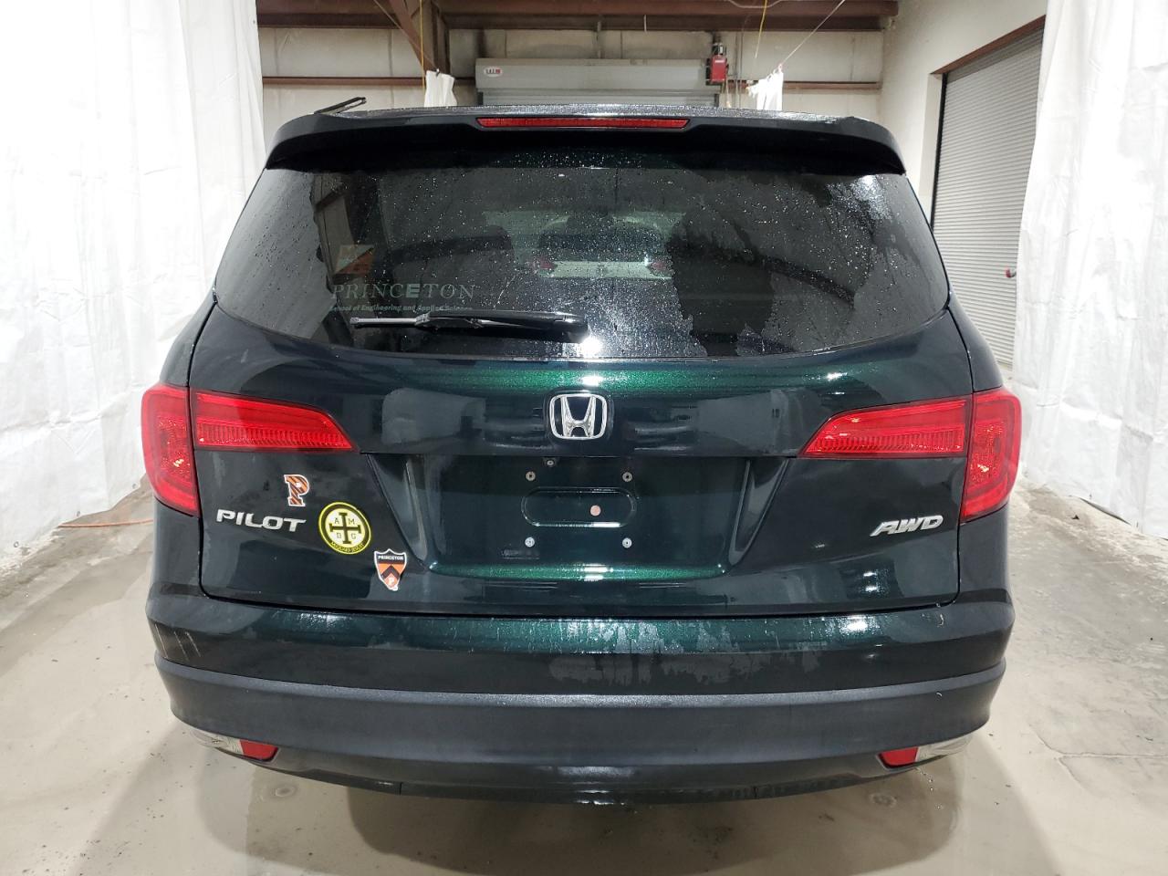 2017 Honda Pilot - Image 6