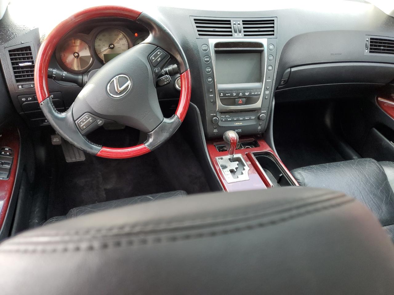 2011 Lexus GS - Image 8