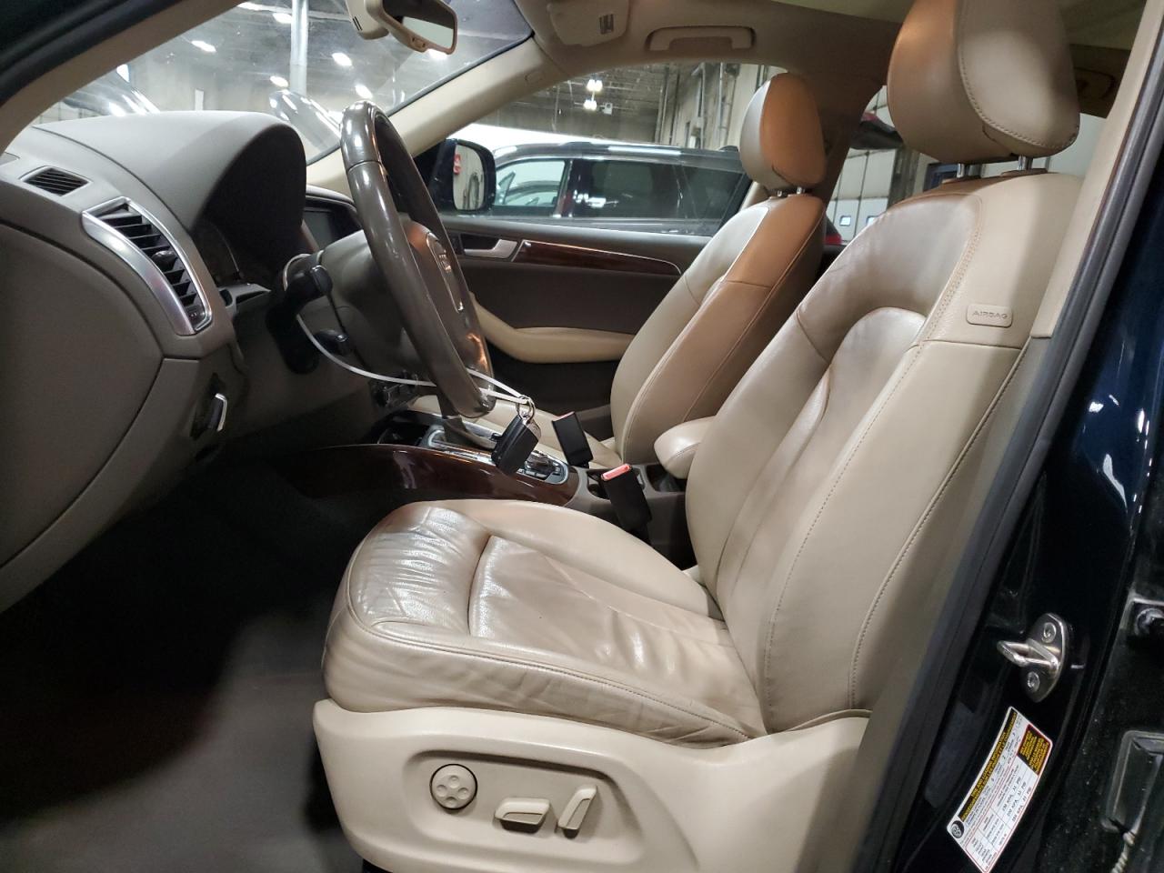 2010 Audi Q5 Premium Plus VIN: WA1LKAFP1AA023522 Lot: 87217024