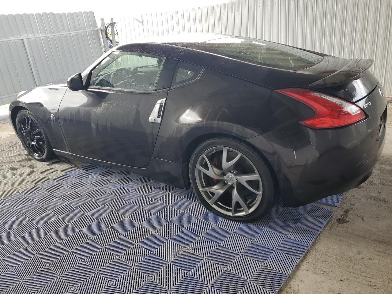 VIN JN1AZ4EH6FM440583 2015 NISSAN 370Z no.2