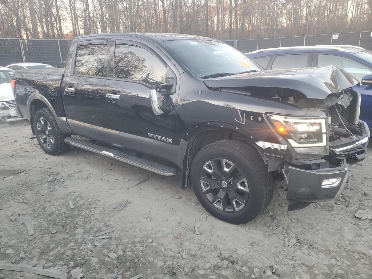 2021 Nissan Titan - Image 4