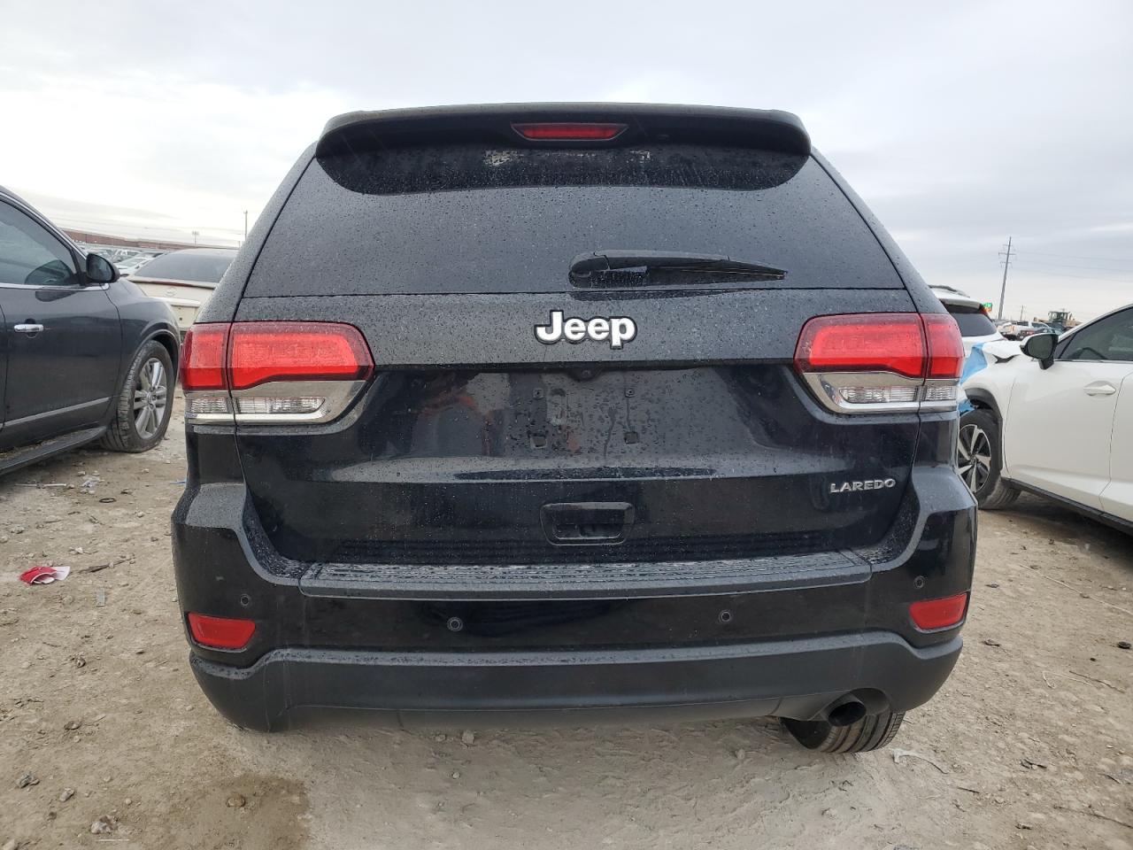 2020 Jeep Grand Cherokee - Image 6
