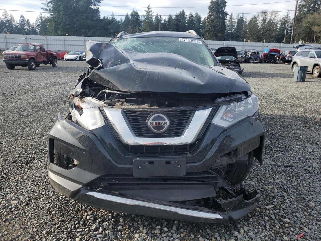 2020 Nissan Rogue - Image 5