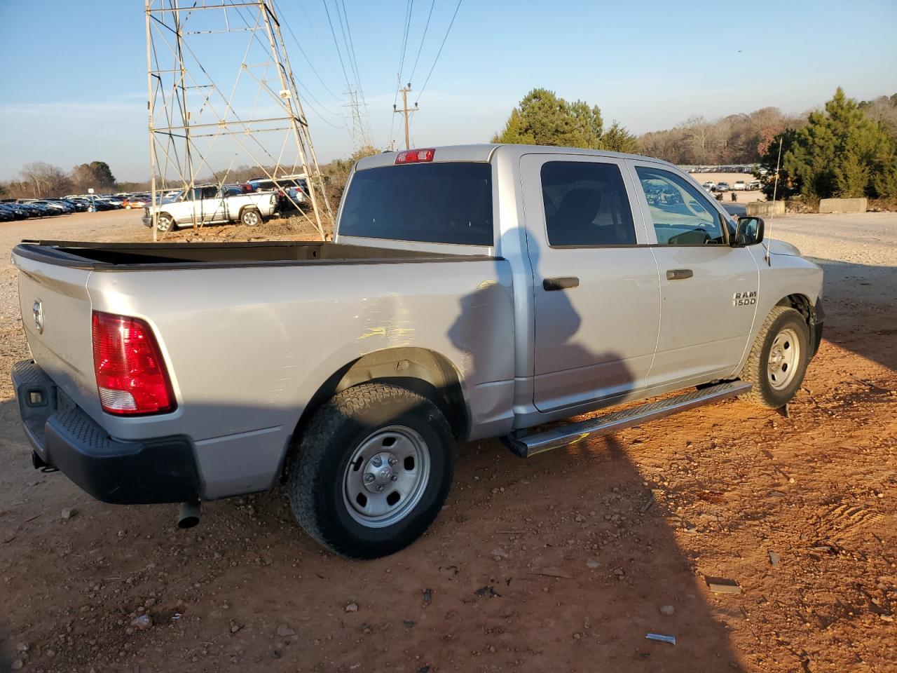 2015 RAM 1500 - Image 3