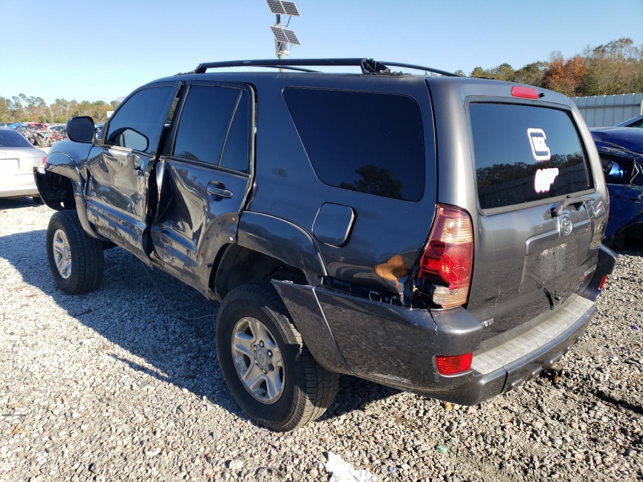 2005 Toyota 4Runner - Image 2