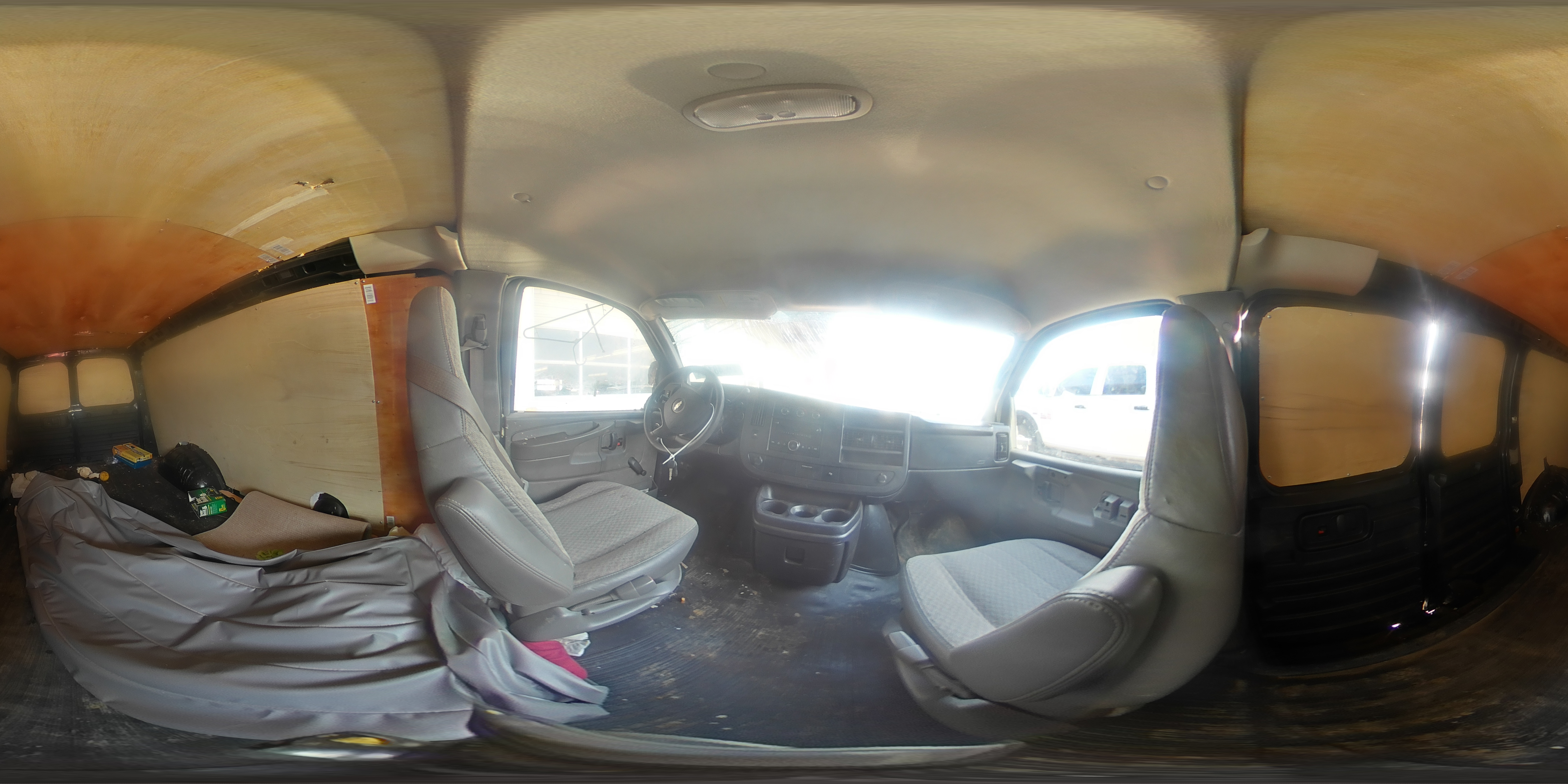 2008 Chevrolet Express - Image 13