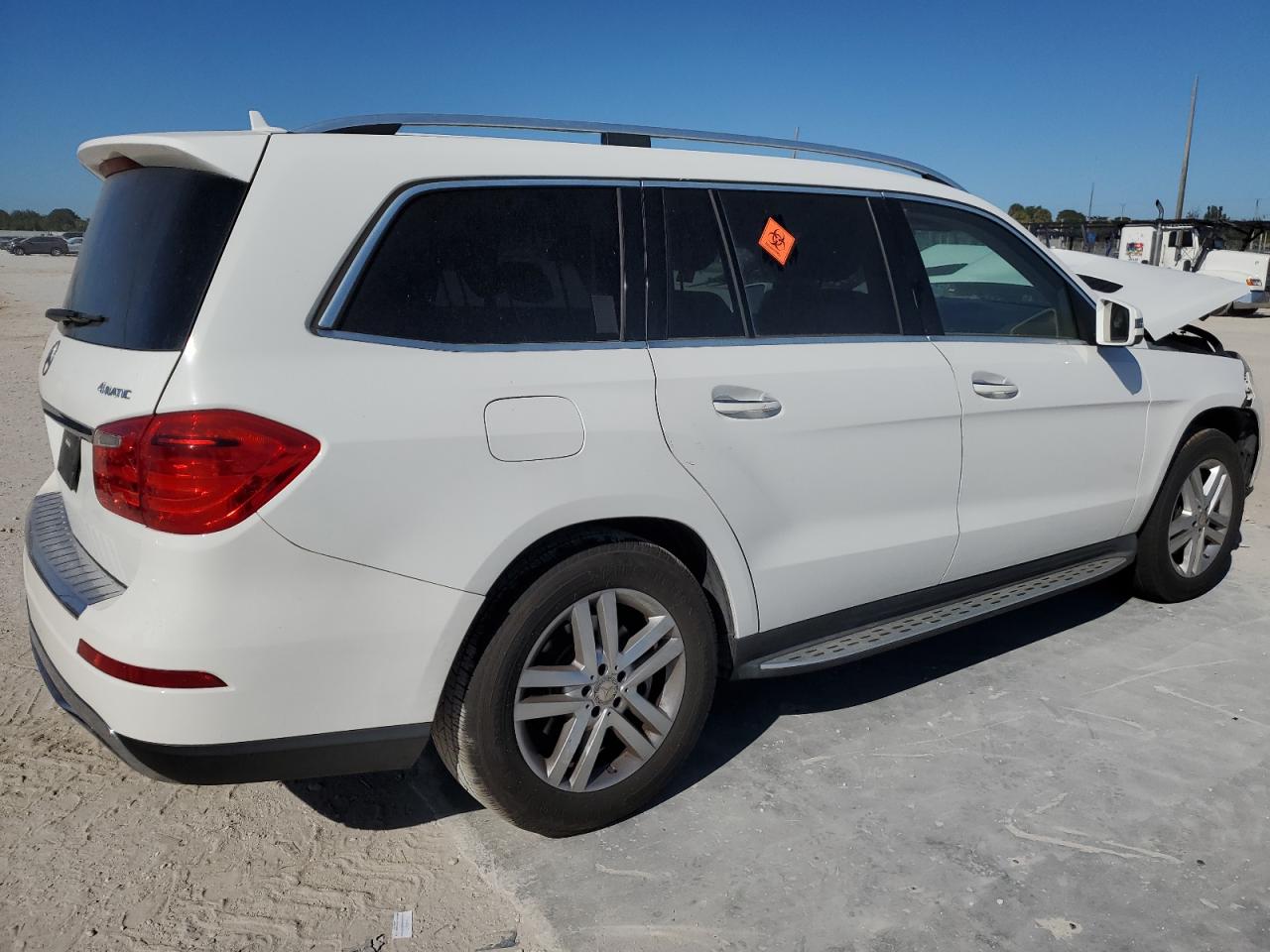 VIN 4JGDF6EE7GA643498 2016 MERCEDES-BENZ GL-CLASS no.3