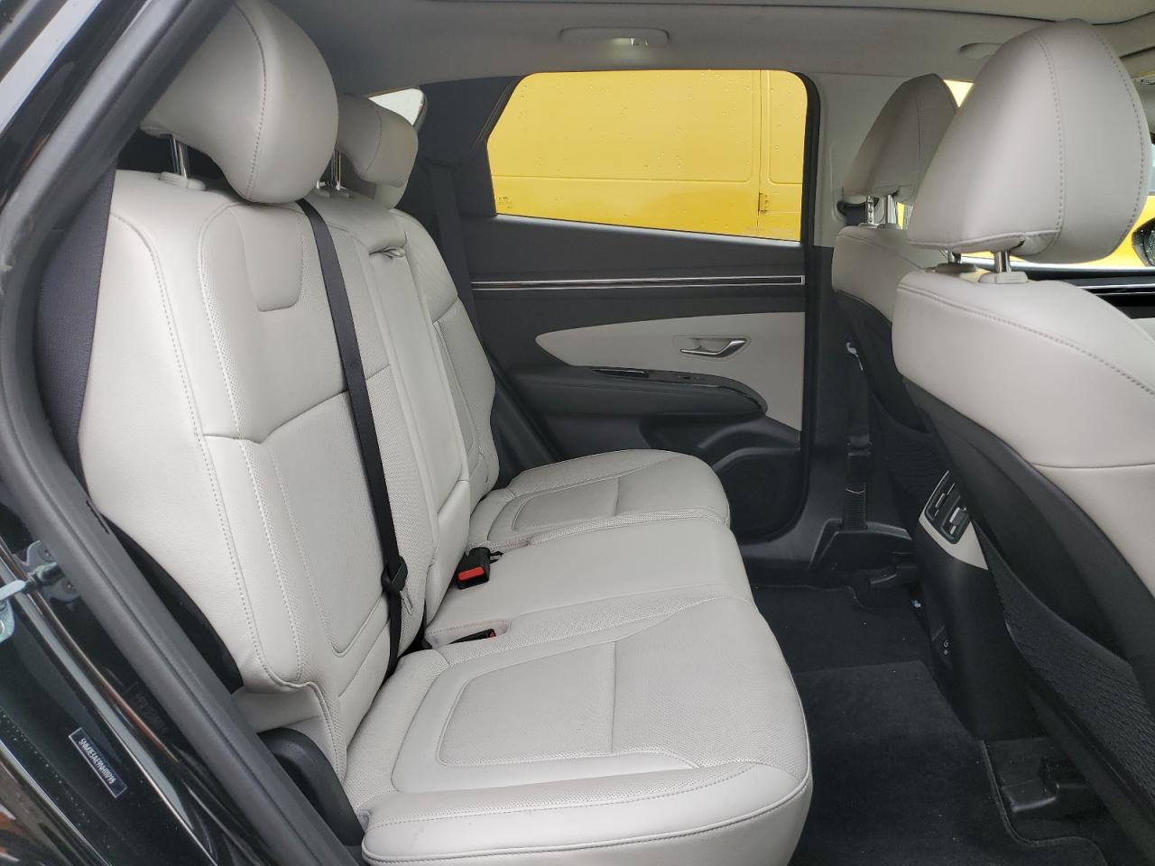 2022 Hyundai Tucson - Image 11