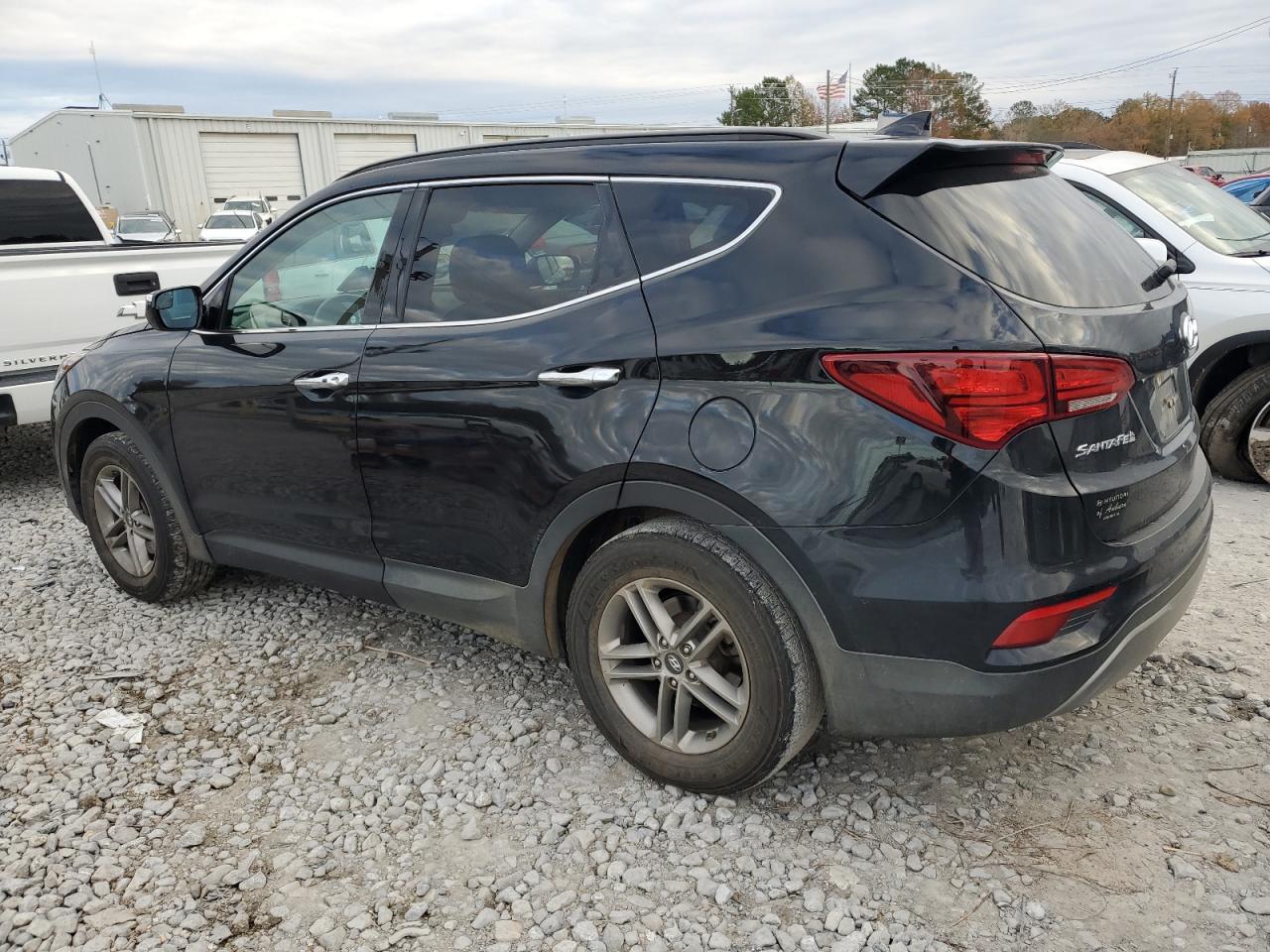 VIN 5XYZU3LB9JG534037 2018 HYUNDAI SANTA FE no.2