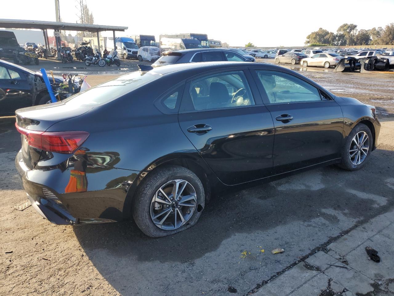 2024 Kia Forte - Image 3