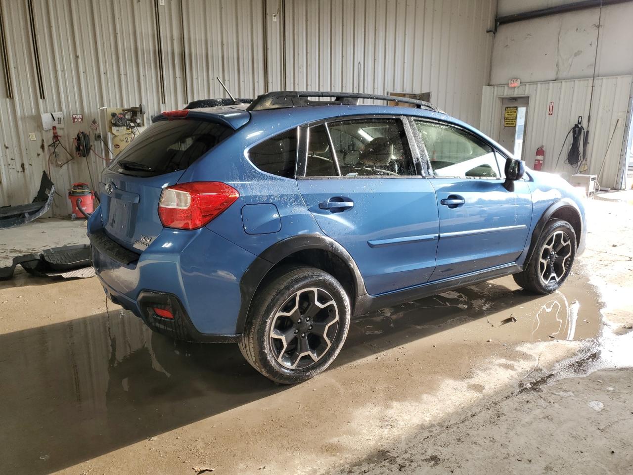 2014 Subaru XV - Image 3