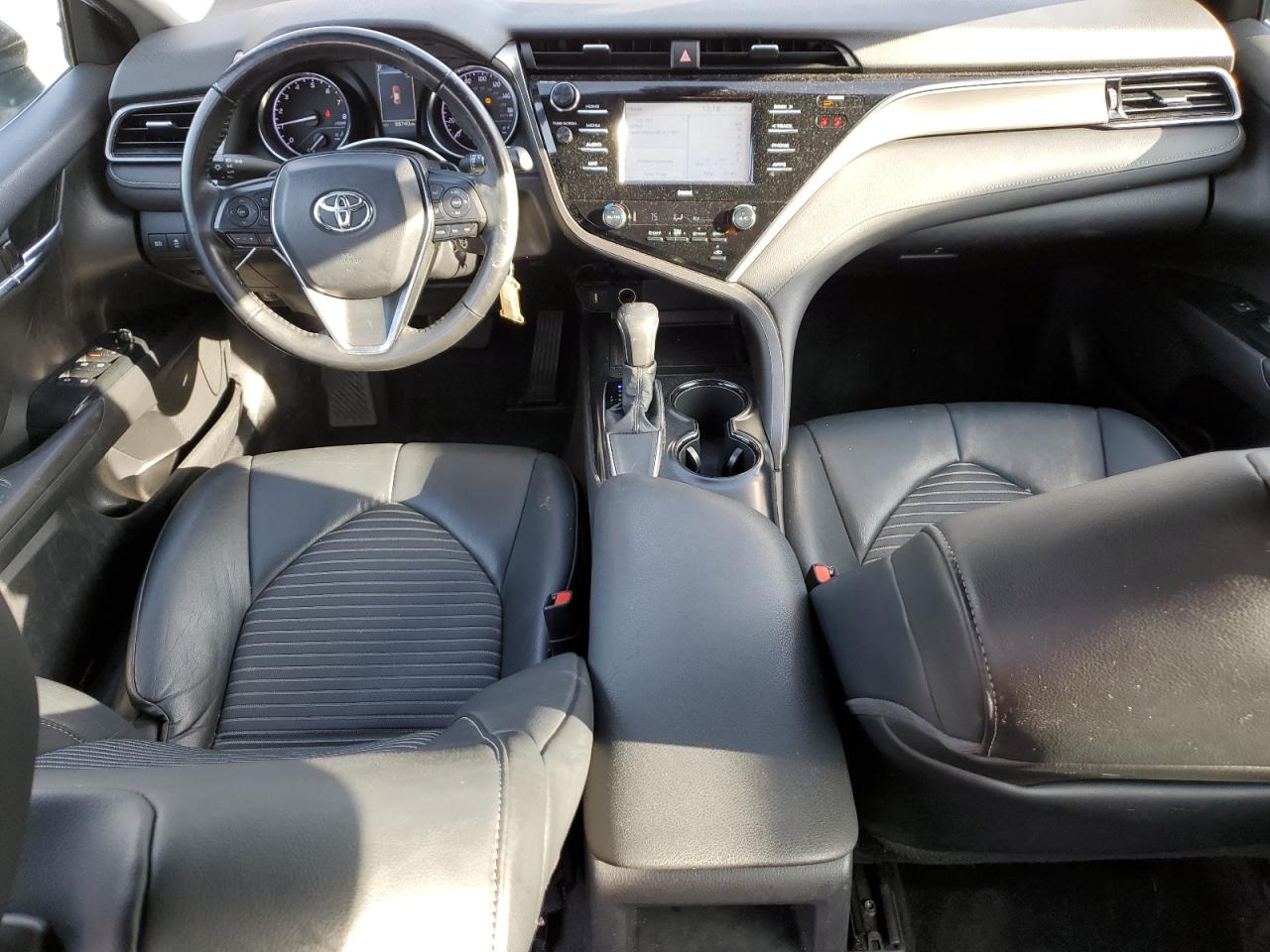 2020 Toyota Camry - Image 8
