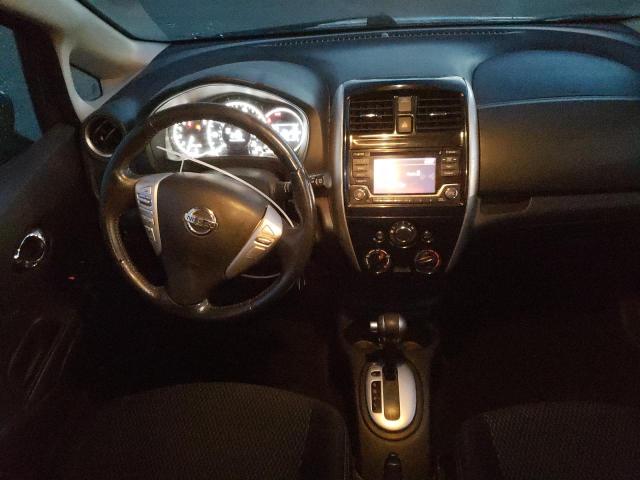  NISSAN VERSA 2016 Szary