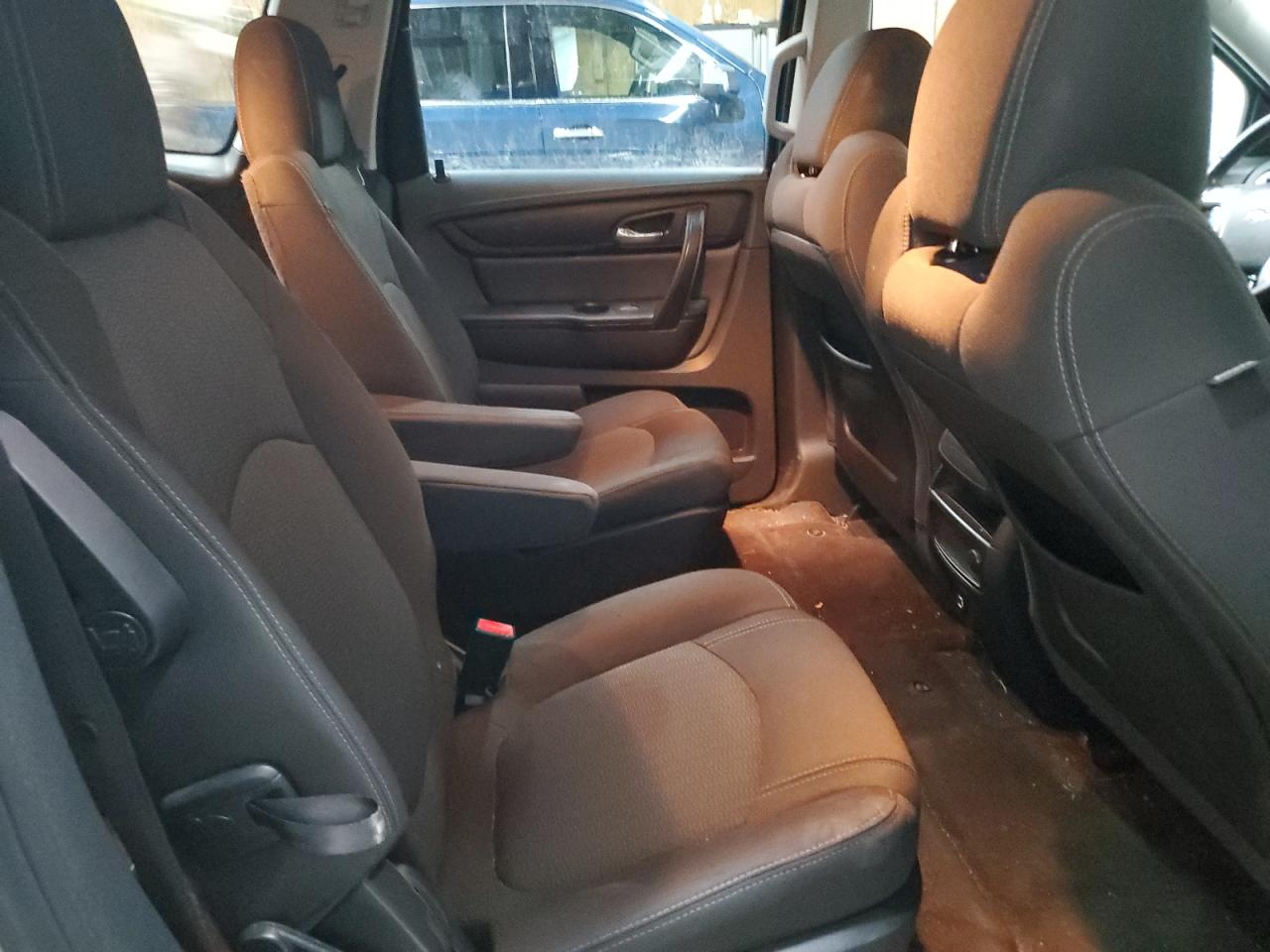 2017 Chevrolet Traverse - Image 11