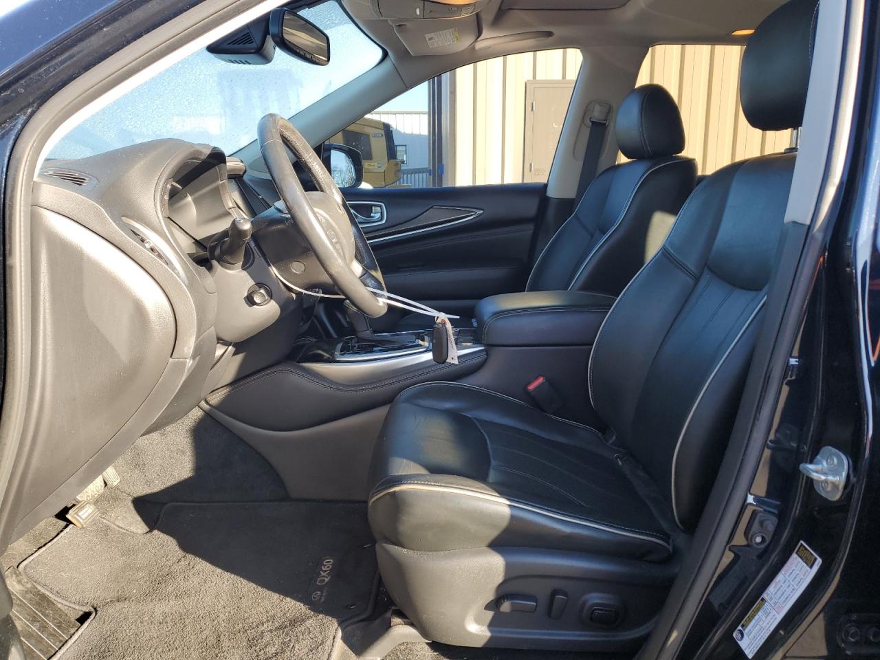 2019 Infiniti QX60 - Image 7