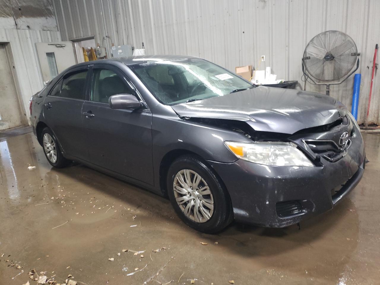 2010 Toyota Camry - Image 4