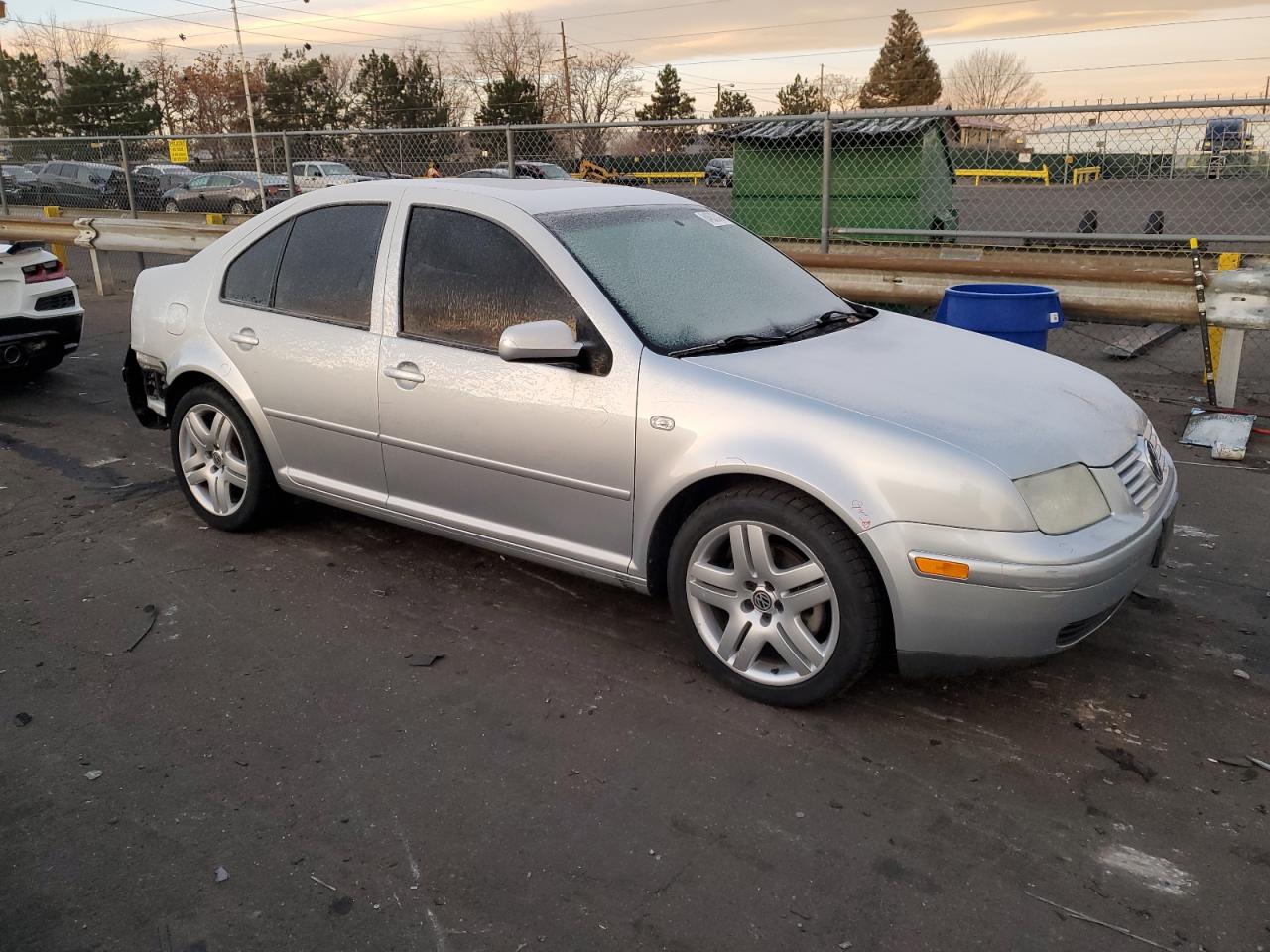 2002 Volkswagen Jetta - Image 4