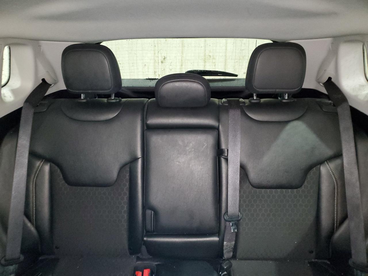 2020 Jeep Compass - Image 10