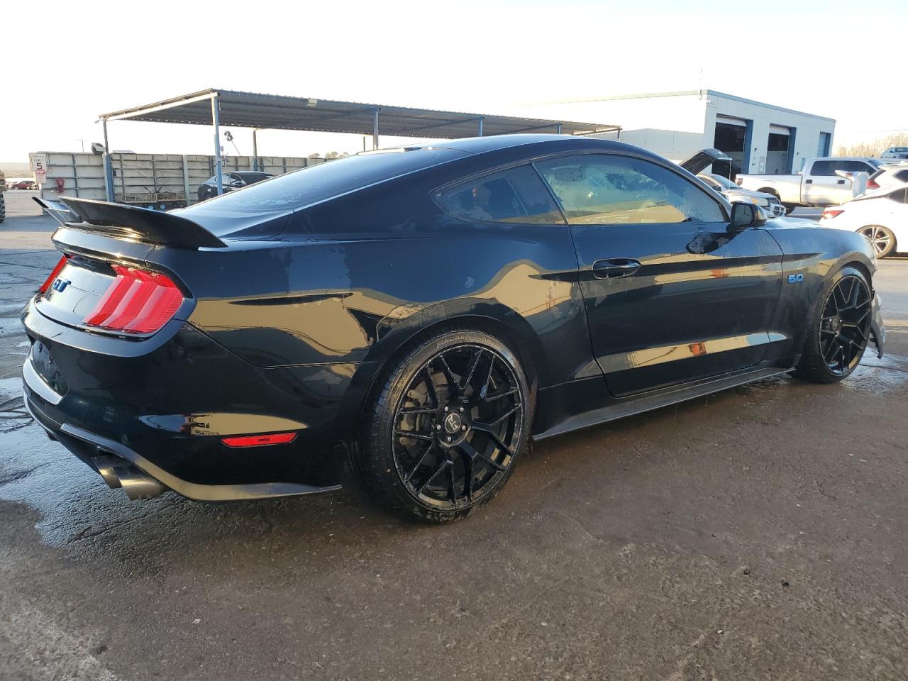 VIN 1FA6P8CFXJ5123688 2018 FORD MUSTANG no.3