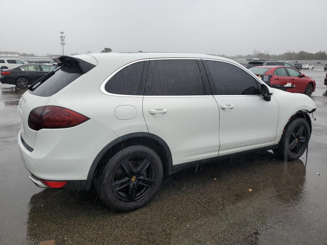 VIN WP1AA2A22DLA02381 2013 PORSCHE CAYENNE no.3