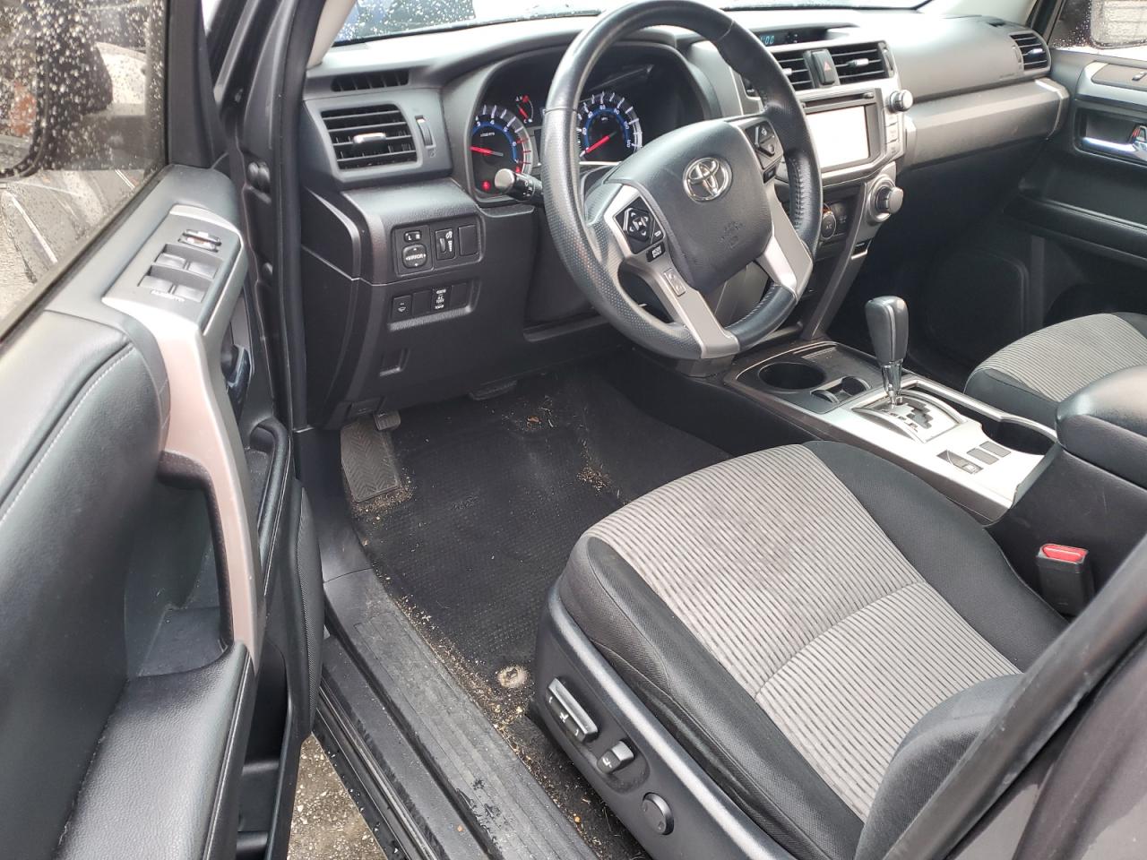 2015 Toyota 4Runner - Image 8