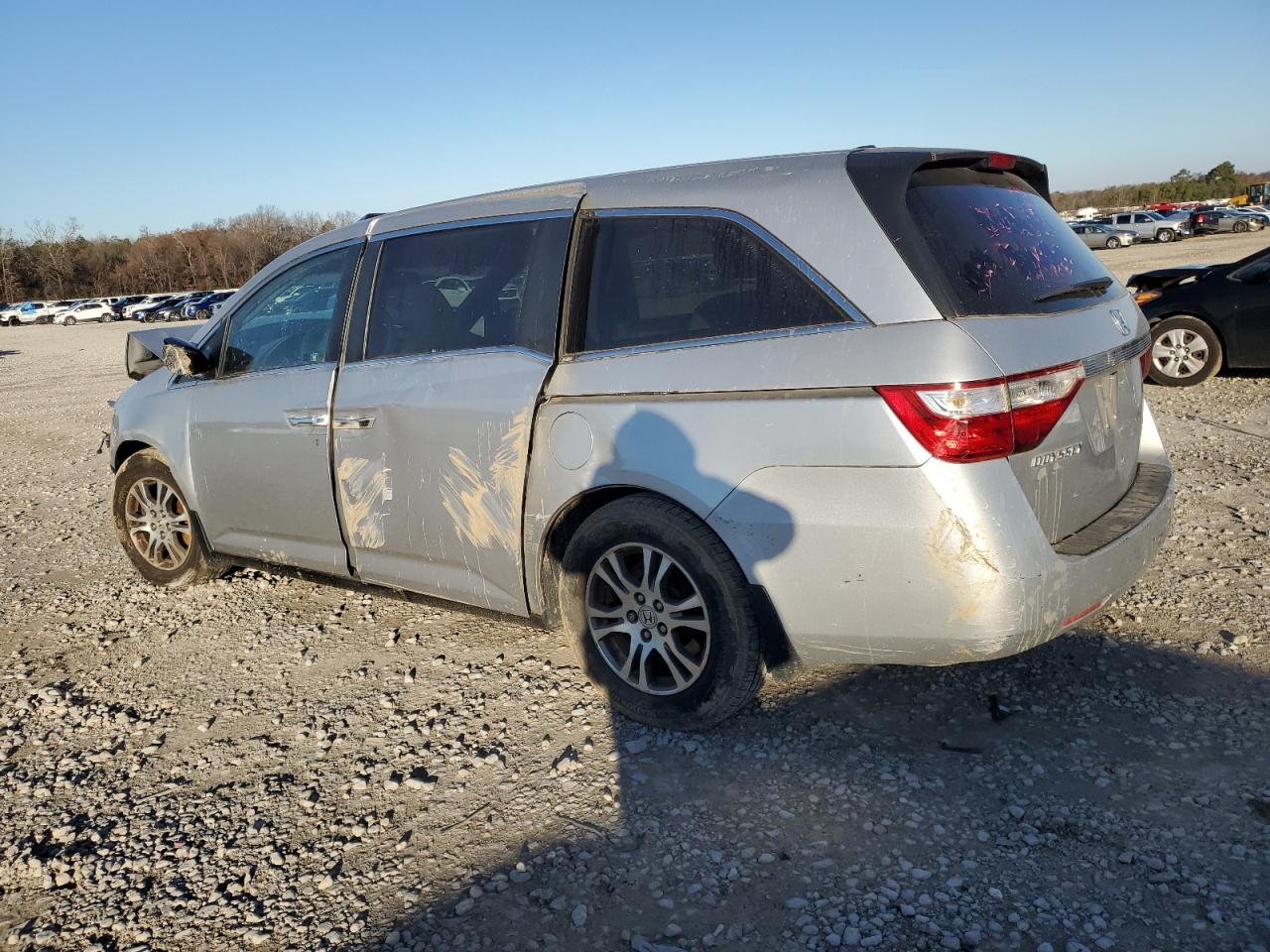2012 Honda Odyssey - Image 2