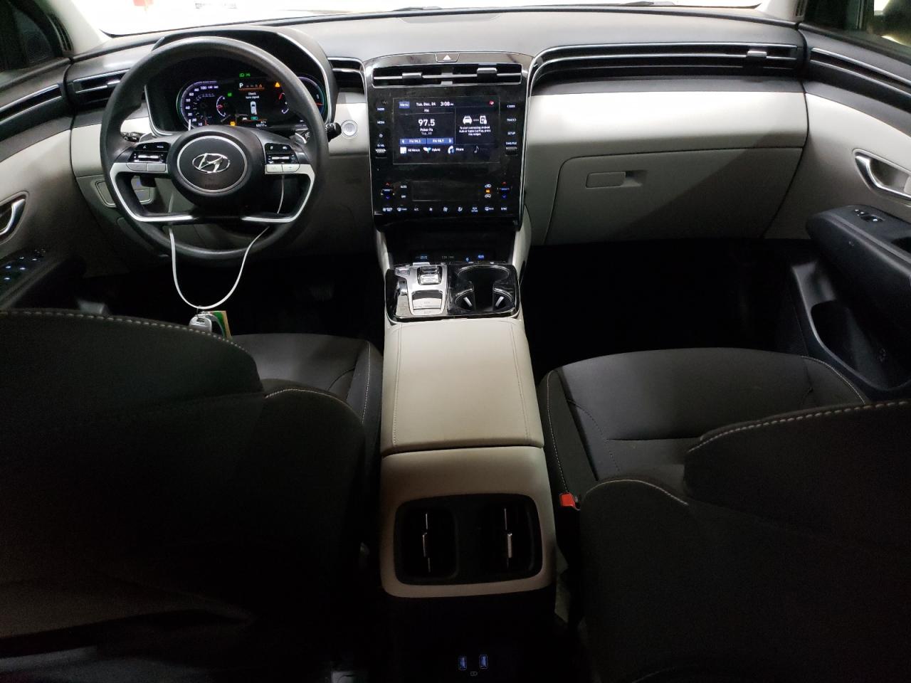 2023 Hyundai Tucson - Image 8